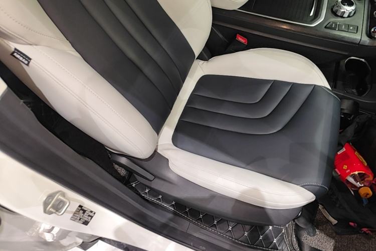 Used NETA U 2020 520 U-Create Right Front Seat