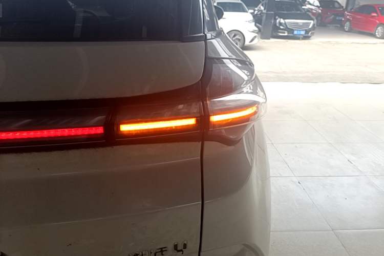 Used NETA U 2020 520 U-Shape Plus Right Rear Taillight