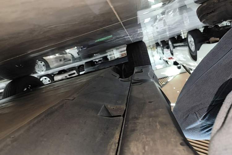 Used NETA U 2020 520 U-Create Right Side Sill