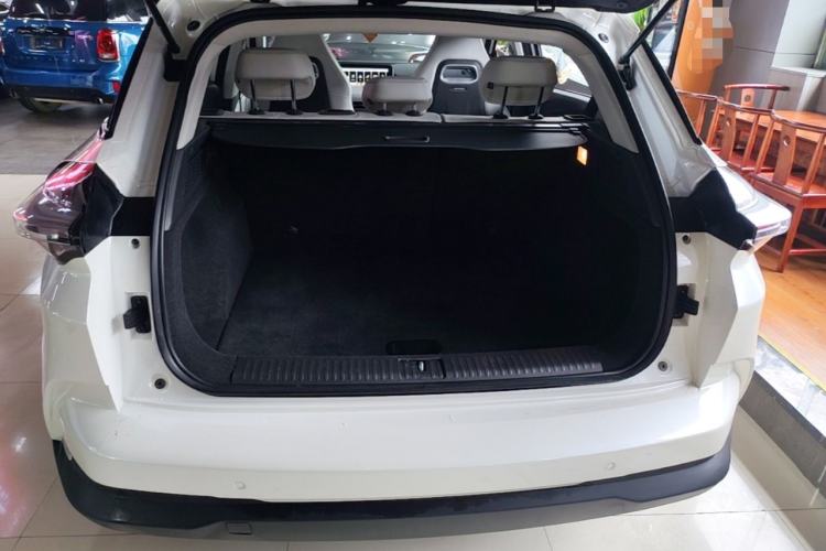 Used NETA U 2020 400 U-Create Trunk
