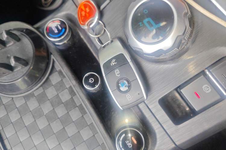 Used NETA U 2020 400 U-Shape Vehicle Key