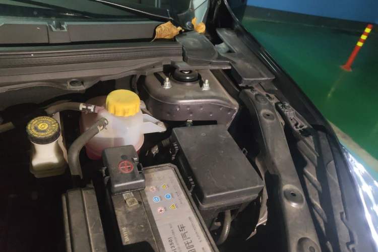 Used NETA U 2021 Pro 400 Cruiser Edition Engine Bay Left