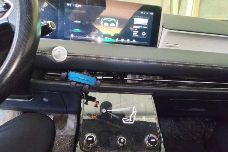 Used NETA U 2021 Pro 400 Cruiser Edition Audio And AC Panel