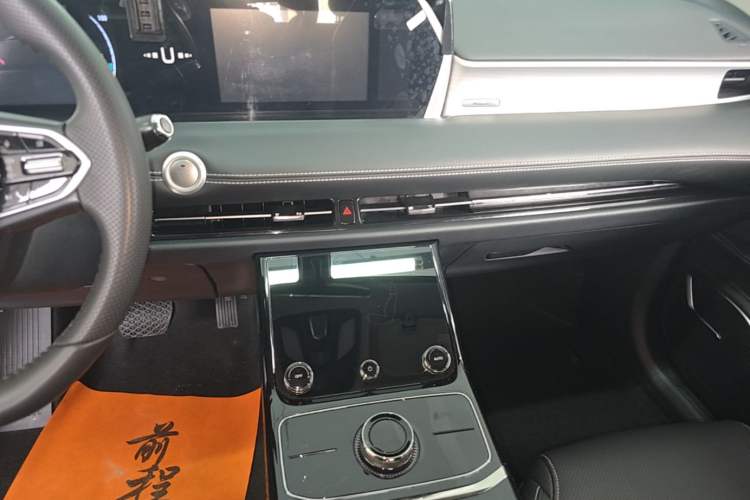 Used NETA U 2021 Pro 400 Cruiser Edition Audio And AC Panel