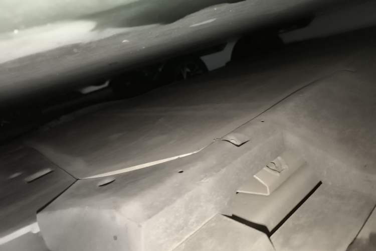Used NETA U 2021 Pro 400 Industry Custom Edition Chassis Front Right
