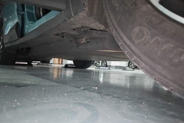 Used NETA U 2021 Pro 400 Cruiser Edition Chassis Front Right
