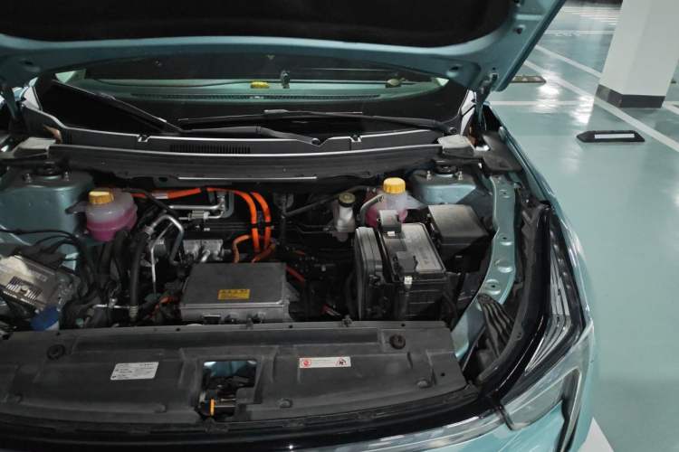 Used NETA U 2021 Pro 400 Cruiser Edition Engine Bay Left