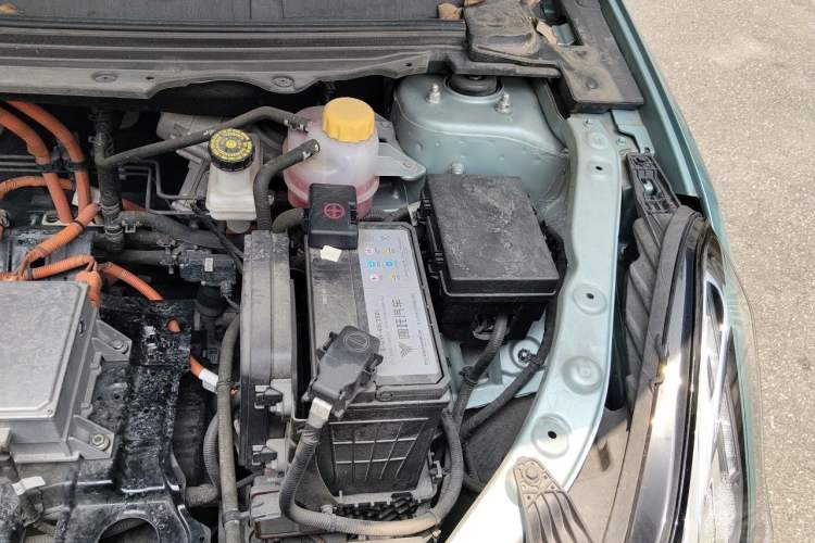 Used NETA U 2021 Pro 500 Global Edition Engine Bay Left