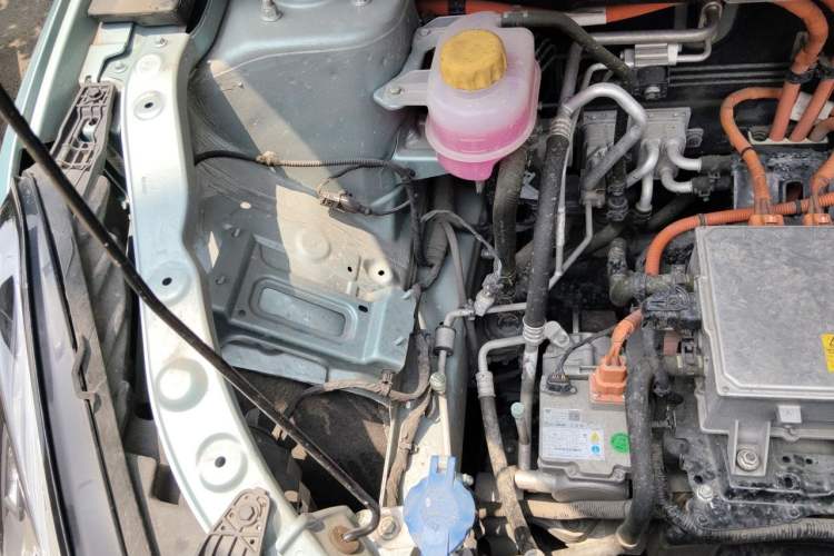 Used NETA U 2021 Pro 500 Global Edition Engine Bay Right