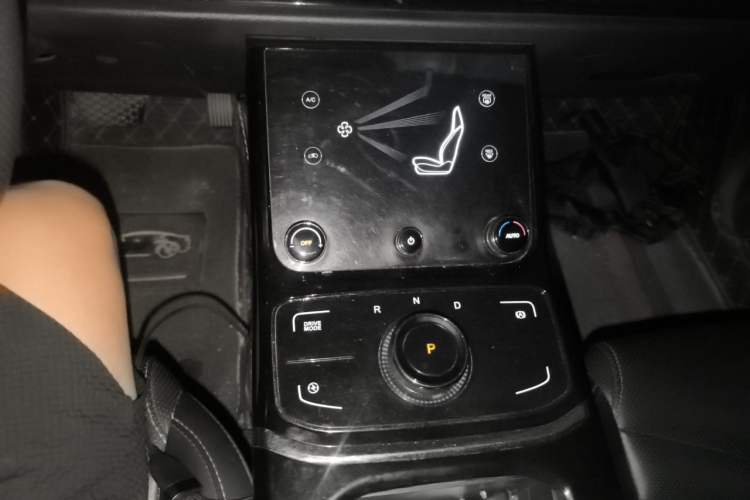 Used NETA U 2021 Pro 400 Industry Custom Edition Gear Lever