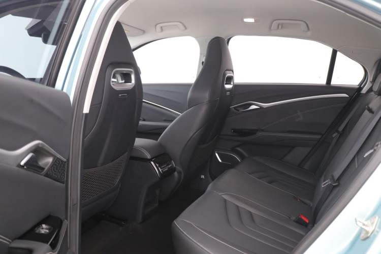 Used NETA U 2021 Pro 500 Global Edition Interior 2