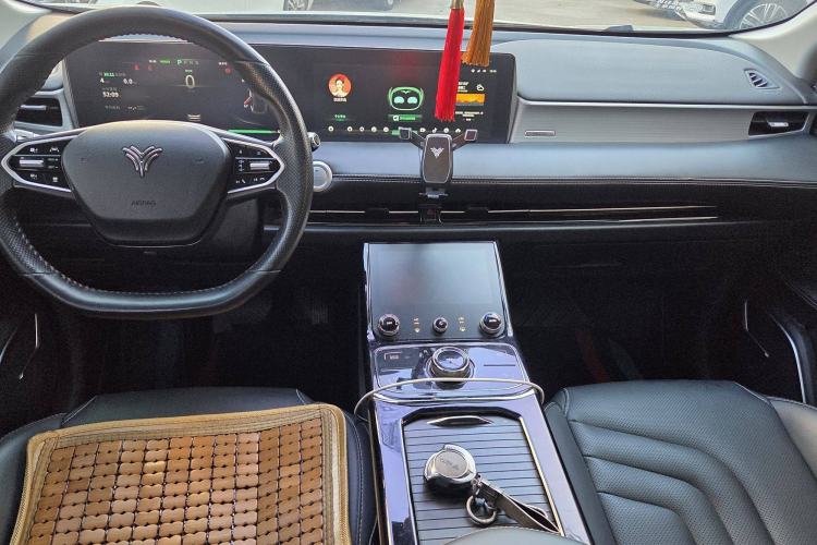 Used NETA U 2021 Pro 500 Lunar Edition Interior 3