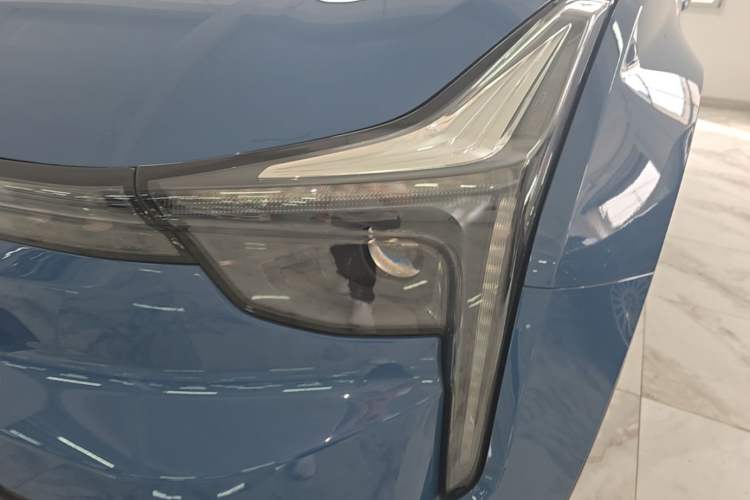 Used NETA U 2021 Pro 400 Cruiser Edition Left Front Headlight