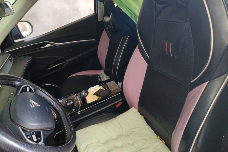 Used NETA U 2021 Pro 400 Cruiser Edition Left Front Seat