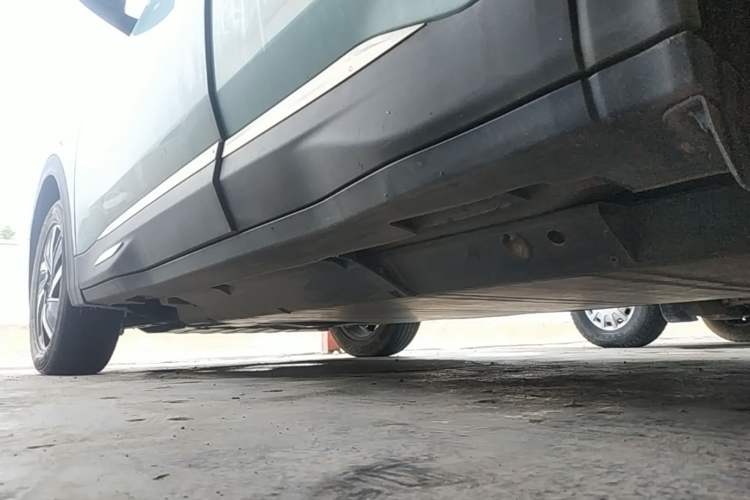 Used NETA U 2021 Pro 400 Cruiser Edition Left Side Sill