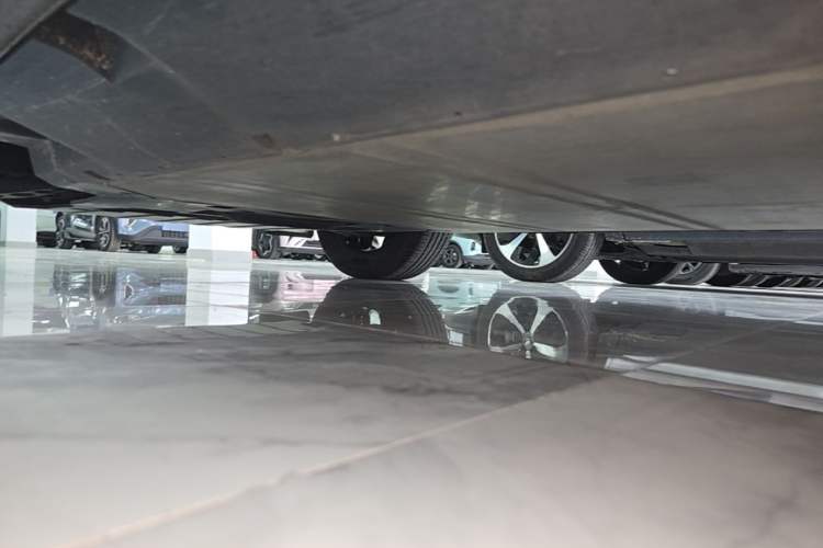 Used NETA U 2021 Pro 400 Cruiser Edition Left Side Sill