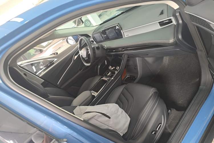 Used NETA U 2021 Pro 400 Cruiser Edition Right Front Seat