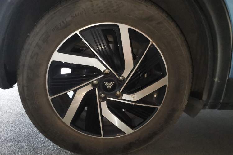 Used NETA U 2021 Pro 400 Cruiser Edition Right Rear Wheel Hub