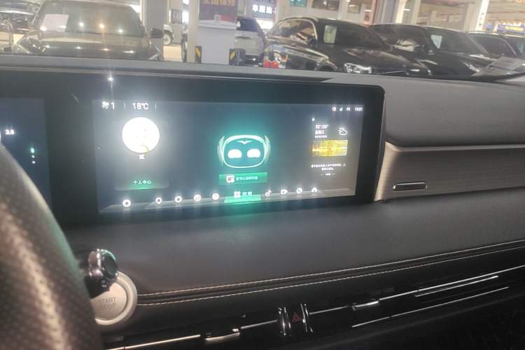 Used NETA U 2021 Pro 400 Cruiser Edition Audio And AC Panel