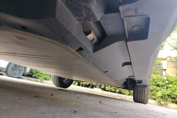 Used NETA U 2021 Pro 400 Cruiser Edition Chassis Front Left