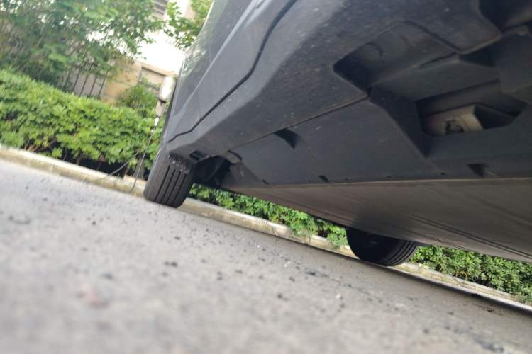 Used NETA U 2021 Pro 400 Cruiser Edition Chassis Front Right