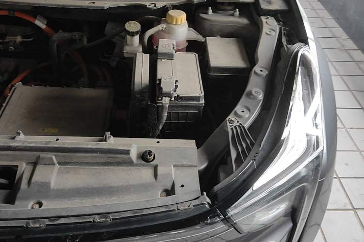 Used NETA U 2021 Pro 500 Global Edition Engine Bay Left