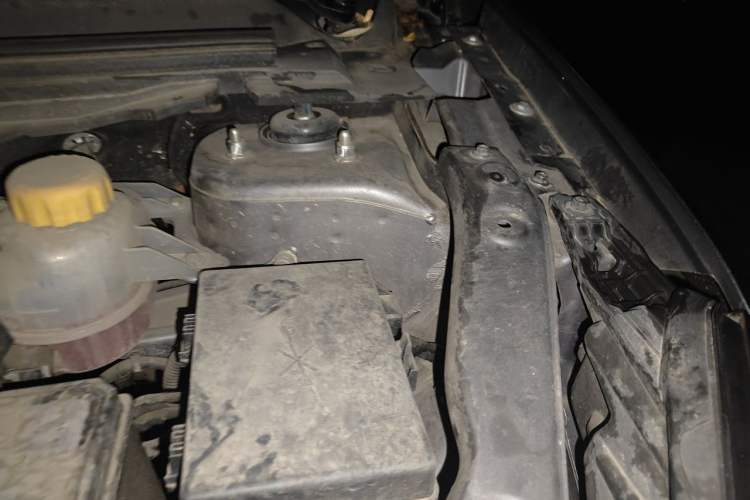 Used NETA U 2021 Pro 400 Cruiser Edition Engine Bay Left