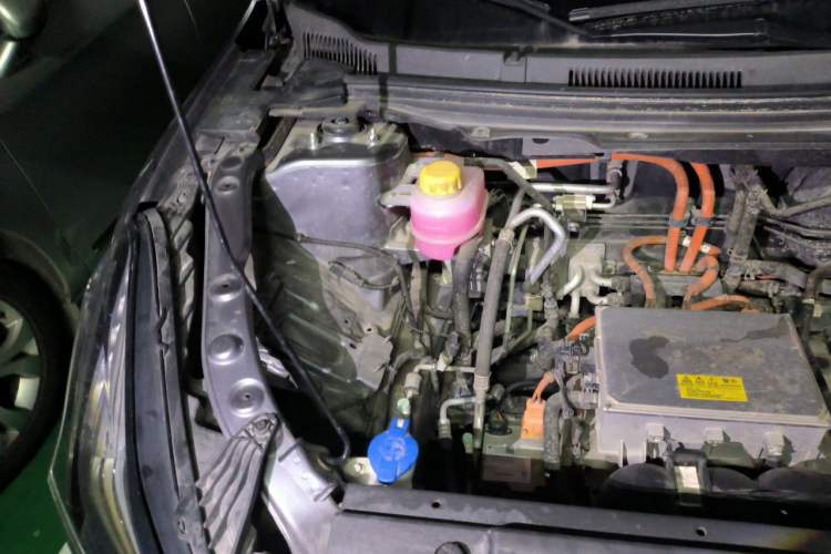 Used NETA U 2021 Pro 400 Cruiser Edition Engine Bay Right