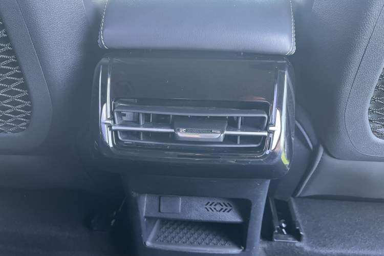 Used NETA U 2021 Pro 400 Cruiser Edition Interior 3