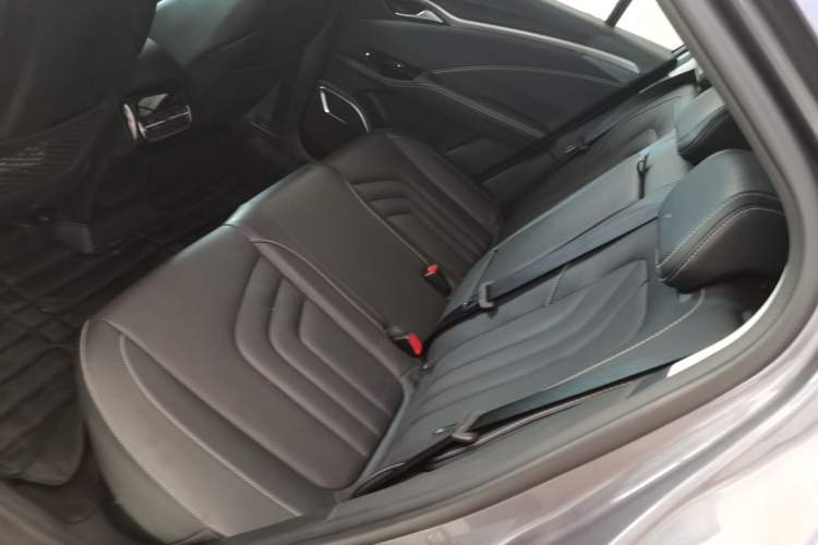 Used NETA U 2021 Pro 500 Industry Custom Edition Interior 4