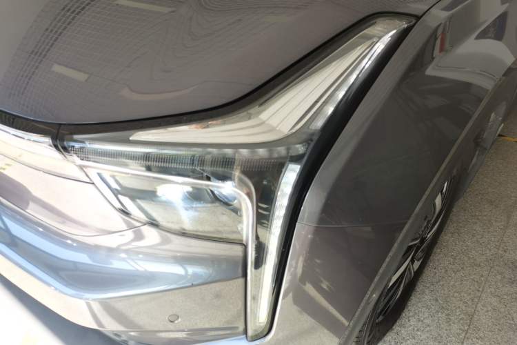 Used NETA U 2021 Pro 500 Industry Custom Edition Left Front Headlight