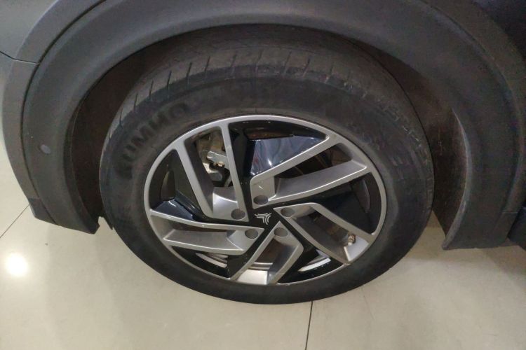 Used NETA U 2021 Pro 500 Lunar Edition Left Front Wheel Hub