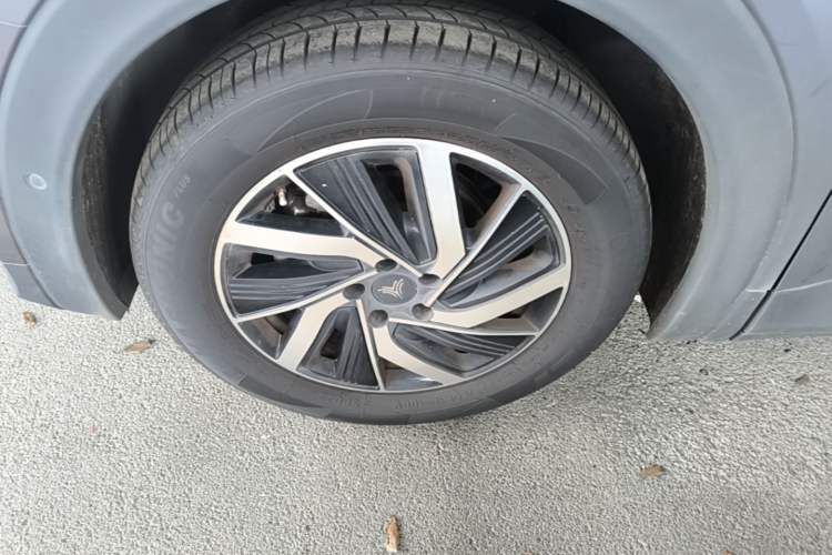 Used NETA U 2021 Pro 500 Global Edition Left Front Wheel Hub