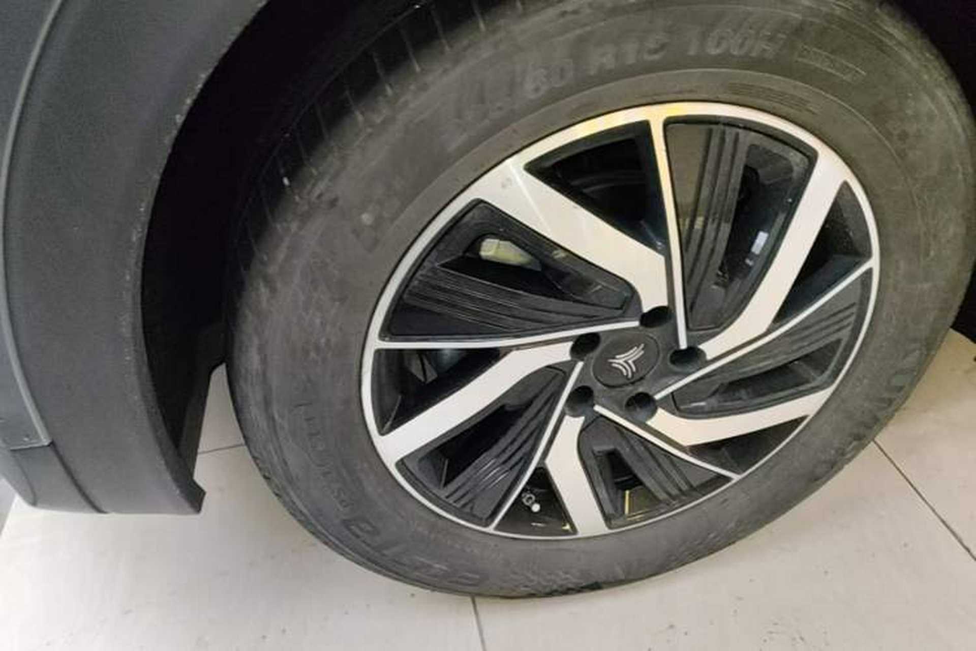 Used NETA U 2021 Pro 400 Cruiser Edition Left Front Wheel Hub