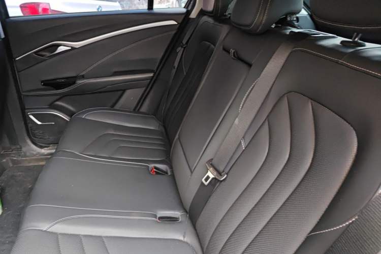Used NETA U 2021 Pro 400 Cruiser Edition Left Rear Seat