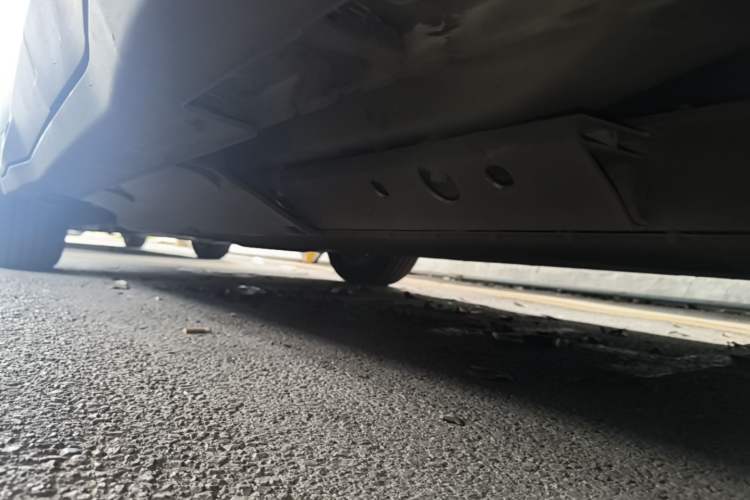 Used NETA U 2021 Pro 500 Global Edition Left Side Sill