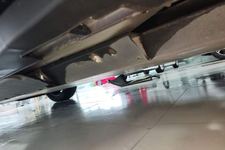 Used NETA U 2021 Pro 400 Industry Custom Edition Left Side Sill