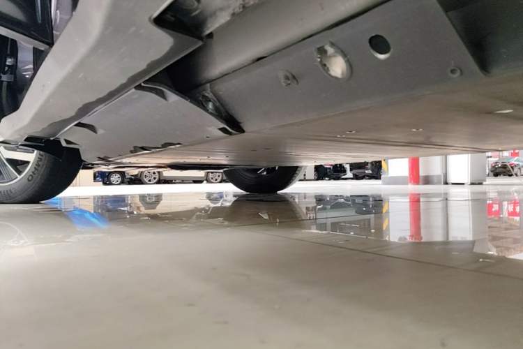 Used NETA U 2021 Pro 400 Cruiser Edition Left Side Sill