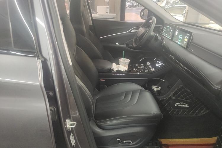 Used NETA U 2021 Pro 400 Cruiser Edition Right Front Seat