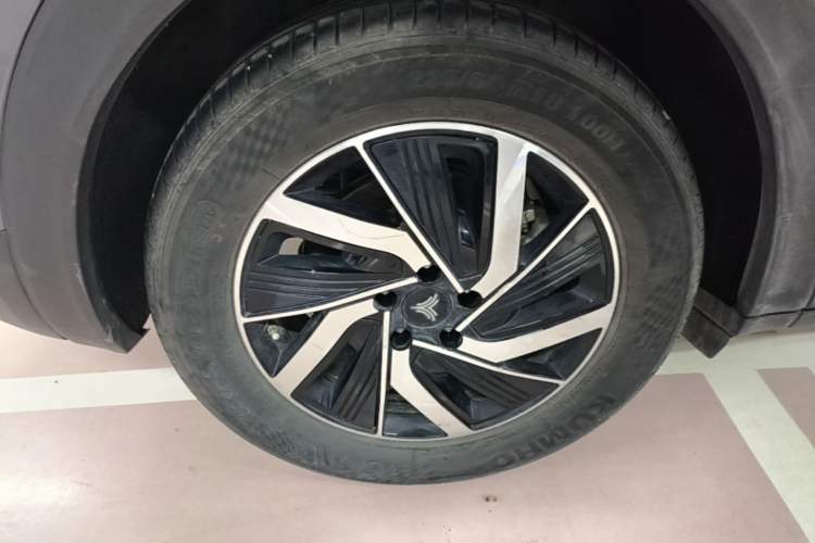 Used NETA U 2021 Pro 400 Industry Custom Edition Right Rear Wheel Hub