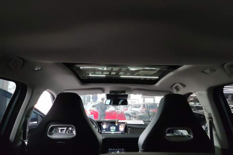Used NETA U 2021 Pro 500 Lunar Edition Headliner