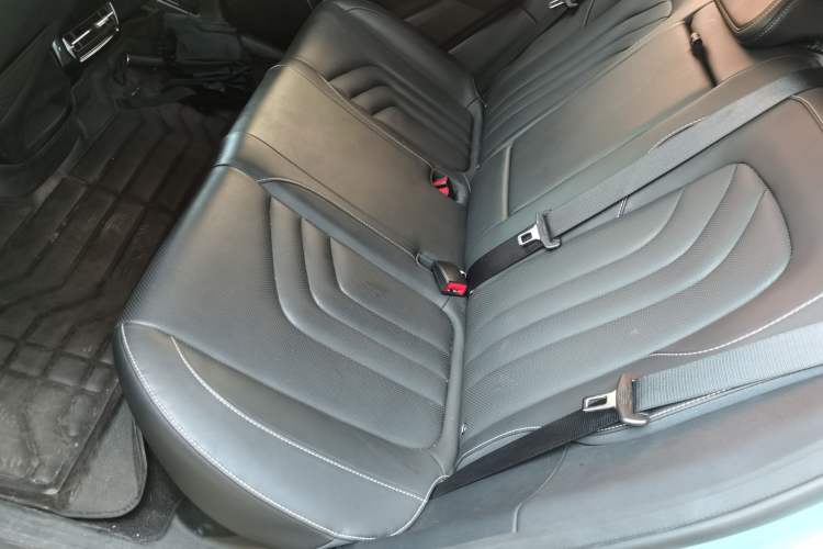 Used NETA U 2021 Pro 500 Industry Custom Edition Interior 4
