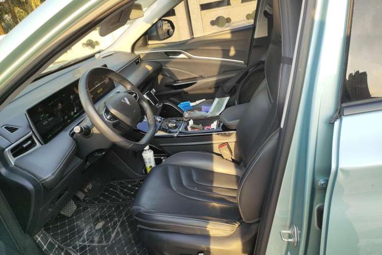 Used NETA U 2021 Pro 400 Cruiser Edition Left Front Seat