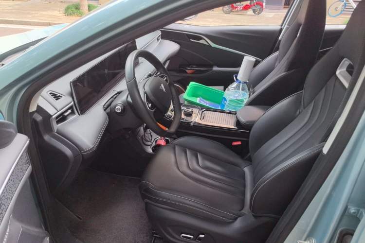 Used NETA U 2021 Pro 400 Cruiser Edition Left Front Seat