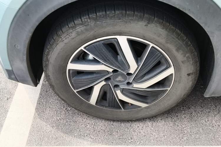 Used NETA U 2021 Pro 500 Global Edition Left Front Wheel Hub