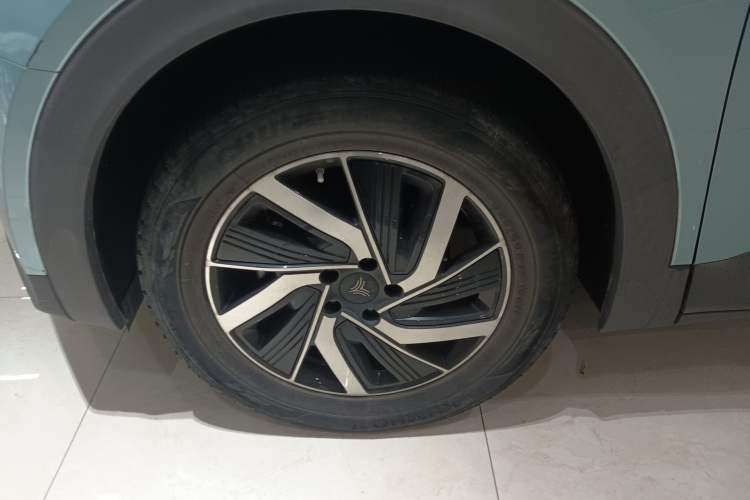Used NETA U 2021 Pro 400 Cruiser Edition Left Front Wheel Hub
