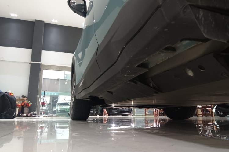 Used NETA U 2021 Pro 400 Cruiser Edition Left Side Sill
