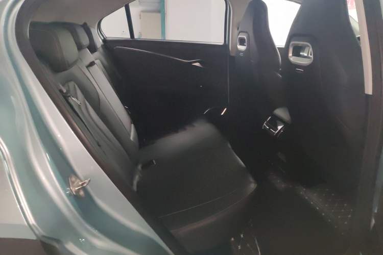 Used NETA U 2021 Pro 500 Lunar Edition Right Rear Seat