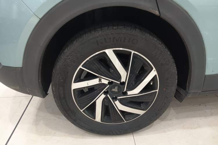 Used NETA U 2021 Pro 400 Cruiser Edition Right Rear Wheel Hub