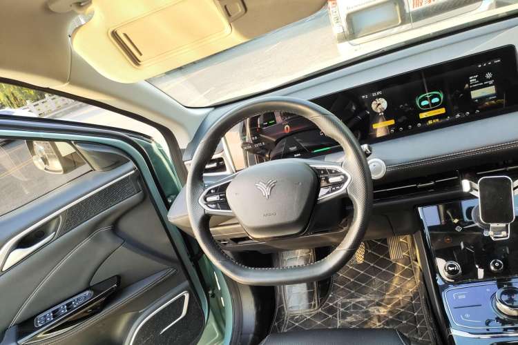 Used NETA U 2021 Pro 400 Cruiser Edition Steering Wheel